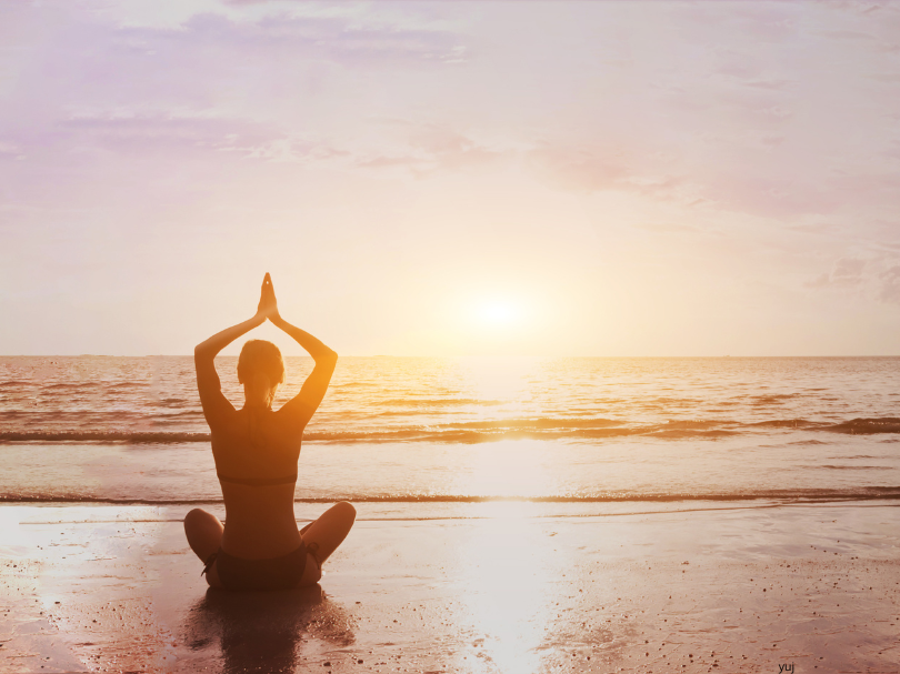 Yuj, l’essence du yoga : comment unir le corps, l’esprit et l’âme ?
