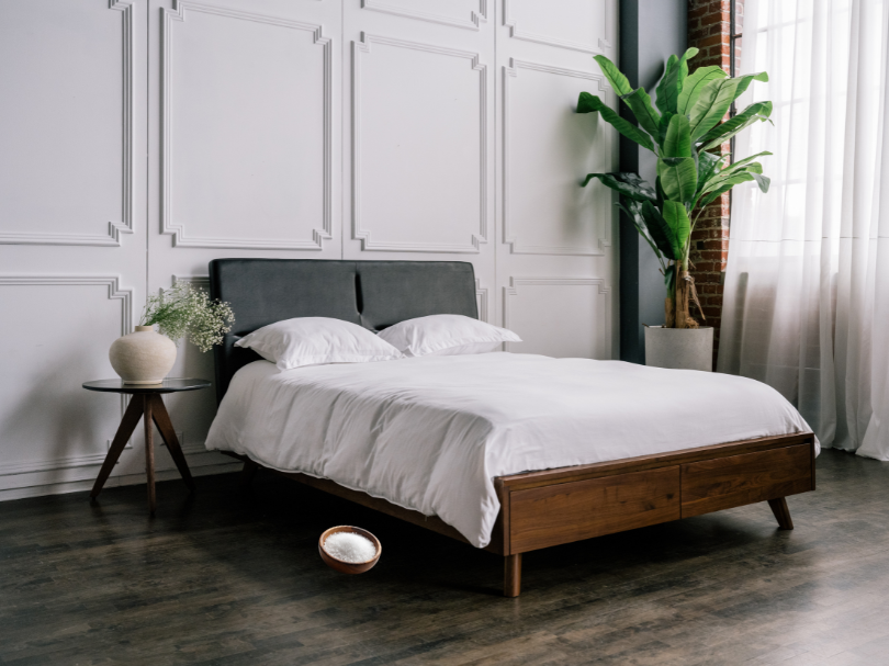 Gros sel dans les coins de la maison : rituel complet et conseils